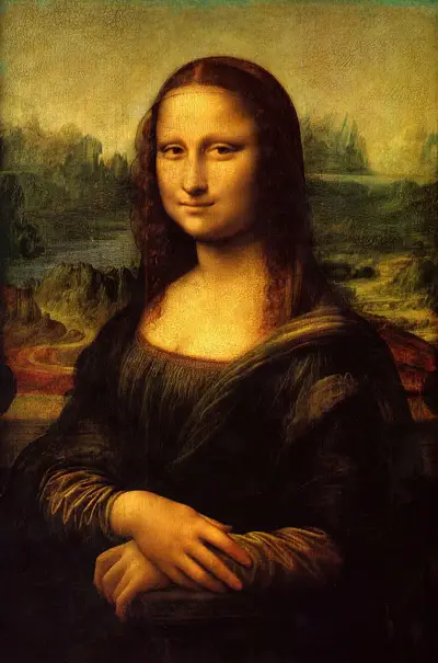 La Mona Lisa de Leonardo da Vinci expuesta en la Sala 711 del Museo del Louvre, protegida tras un cristal antibalas
