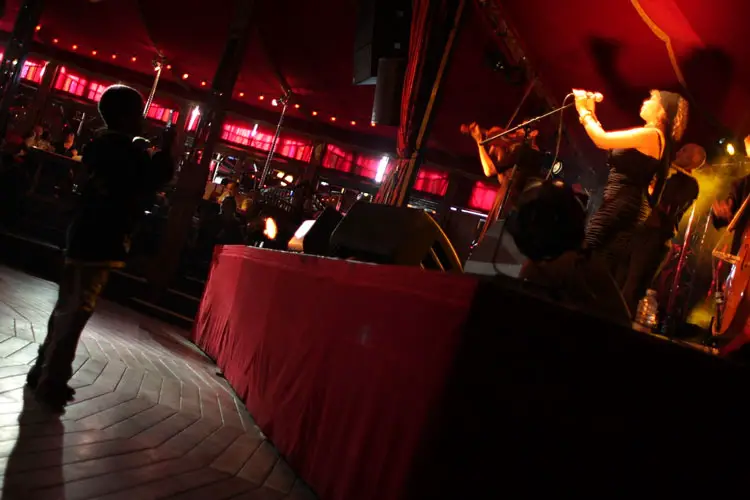 El Cabaret Sauvage en el Parque de La Villette