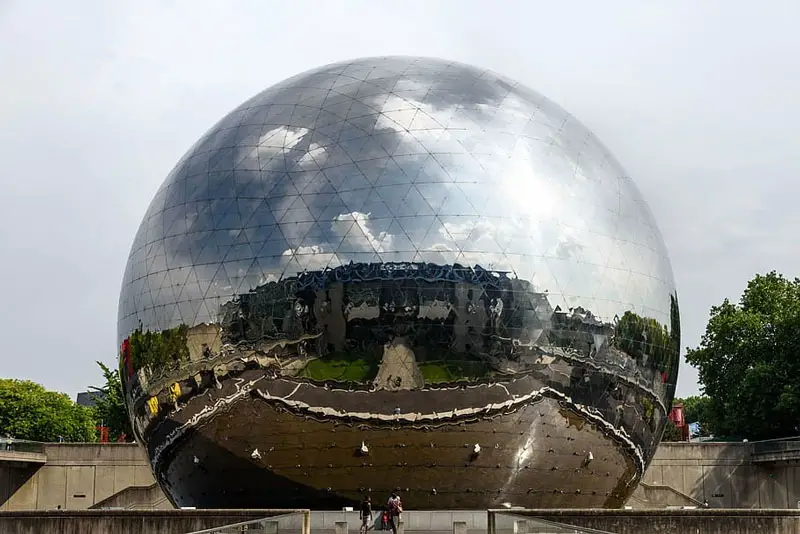 Entrada al Parque de La Villette en París